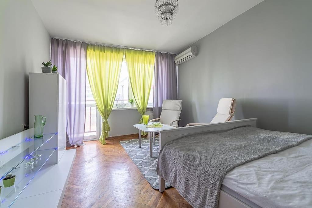 Central Station Gold Street Apartment Varsóvia Exterior foto