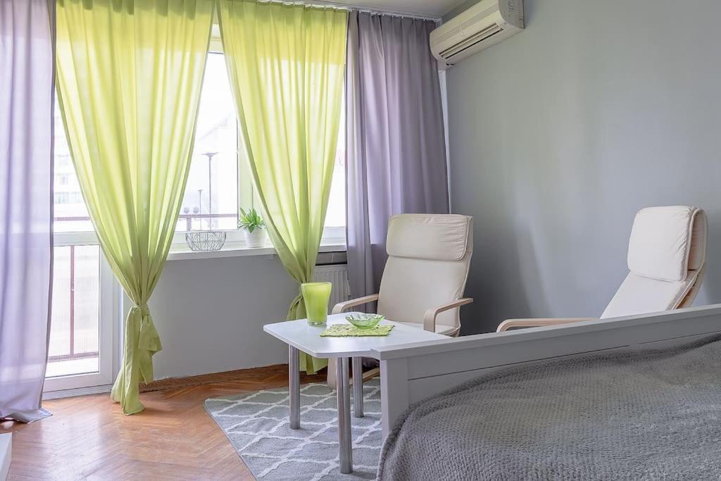 Central Station Gold Street Apartment Varsóvia Exterior foto